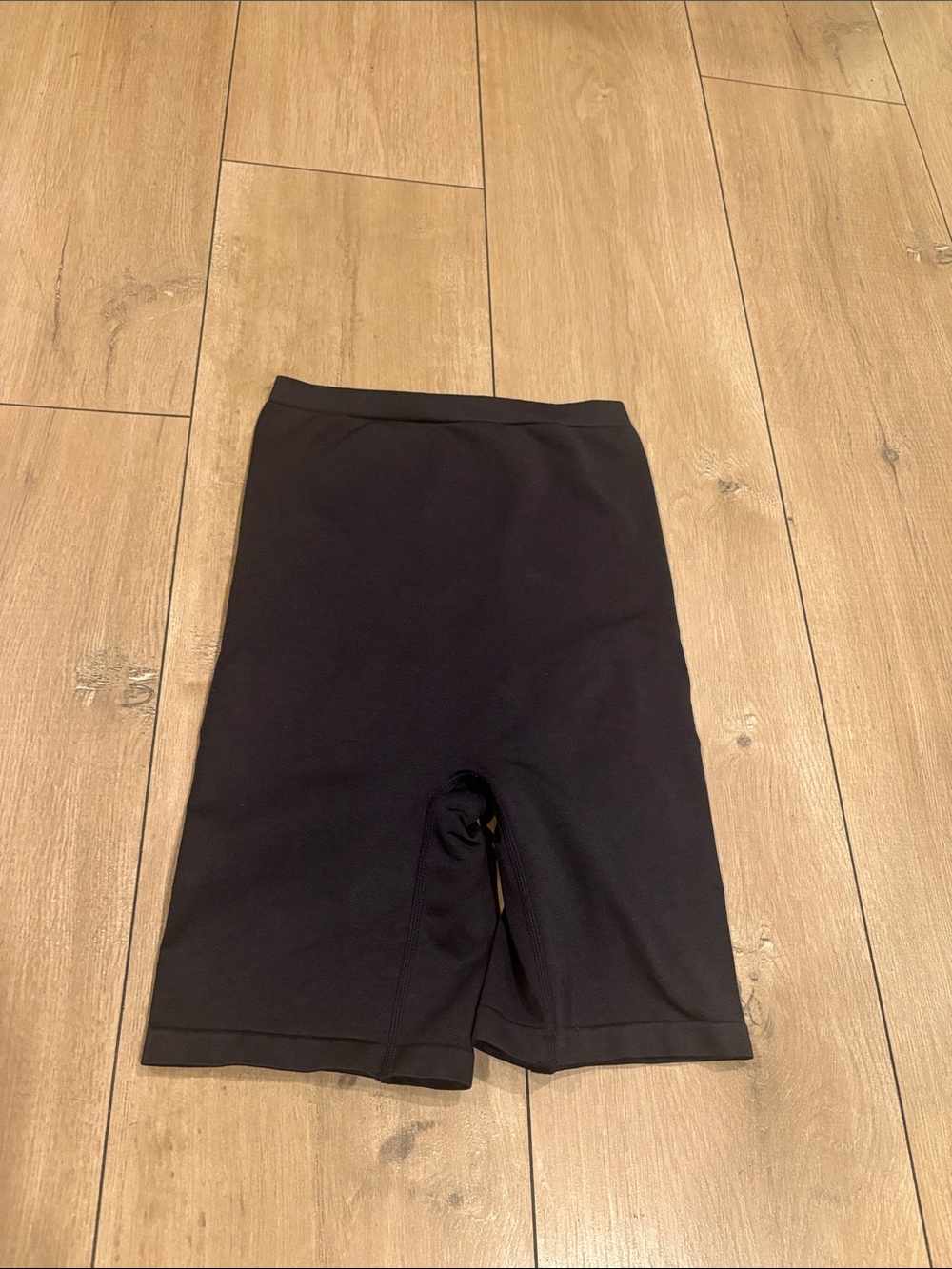 Maidenform body corps Shorts  Size M